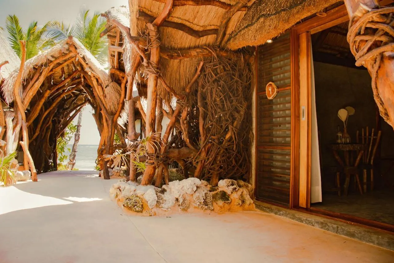 Cabanas Playa Condesa Tulum 0*,