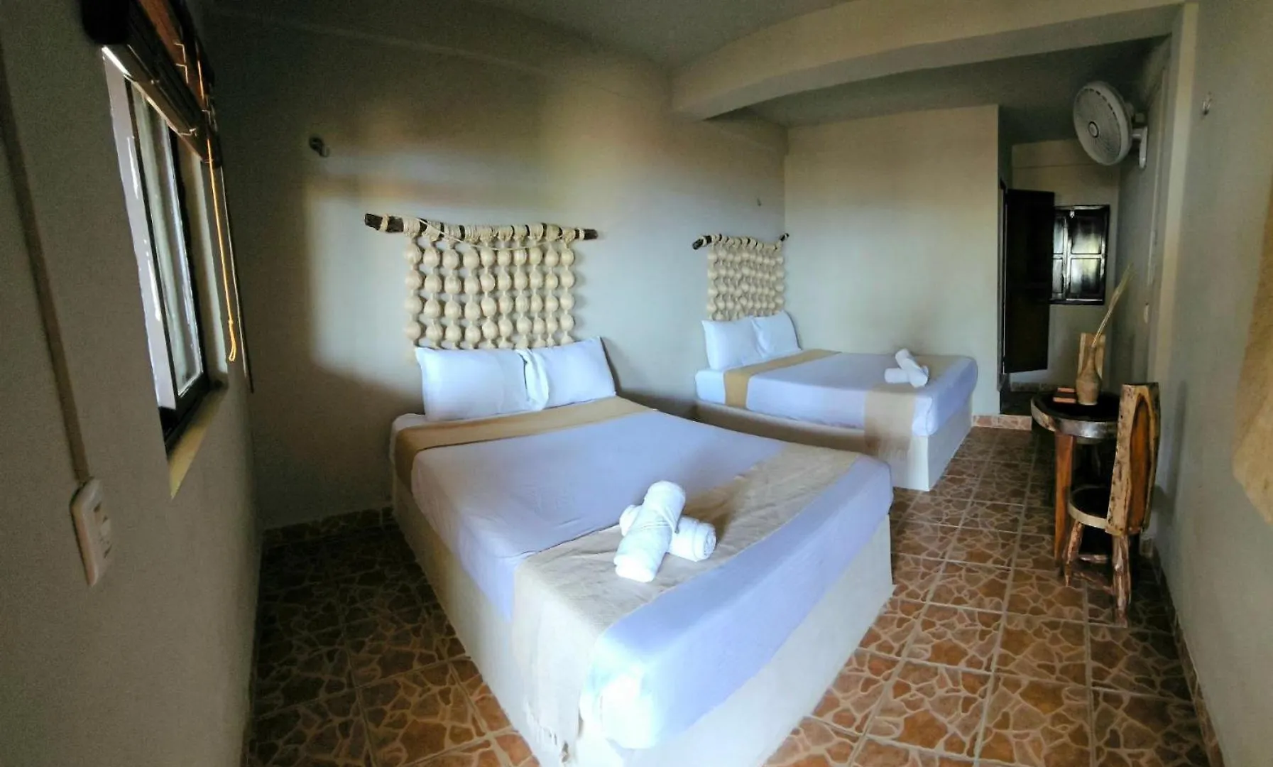 Hotel Cabanas Playa Condesa Tulum